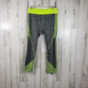 love gray and green cropped capri leggings women's plus size one size